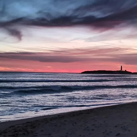 Sunset At Front - En La Playa Piso Privado Homestay *
