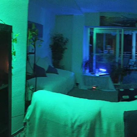 Sunset At Front - En La Playa Piso Privado Homestay Tavernes de Valldigna